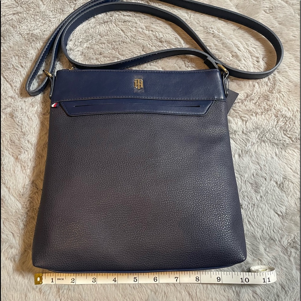 Tommy Hilfiger Crossbody